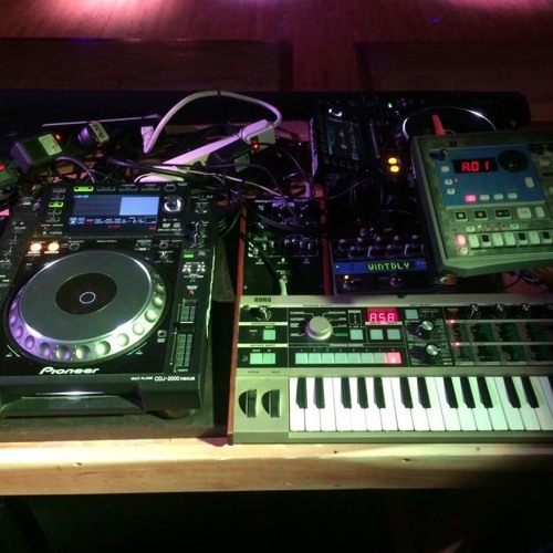 R. Fentz - AYLI Feat. DJ Koze B2b Matthew Dear