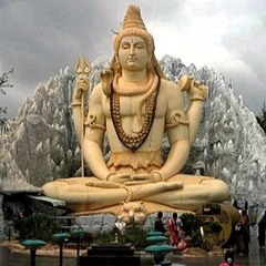 Maik Macho - searching  his inner shiva