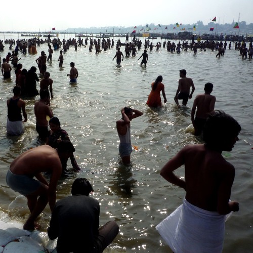 Crowds at Kumbh Mela / Allahabad, India