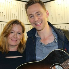 Tom Hiddleston sings the blues