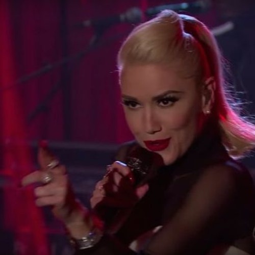 Gwen Stefani 'Make Me Like You' (LATE SHOW)