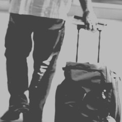 Elieve Keeizzy - Emigrante (Feat. Emer Lamar)