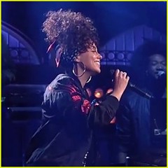 Alicia Keys "In Common" Live SNL