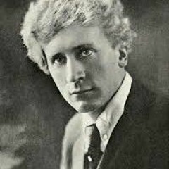 Shepherd's Hey by Percy Grainger - played by Horn Choir