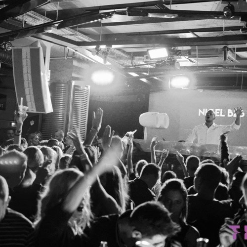 Tesla @ Halloween Live Set 31/10/2015
