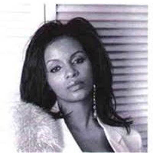 Stephanie Cooke Net Worth