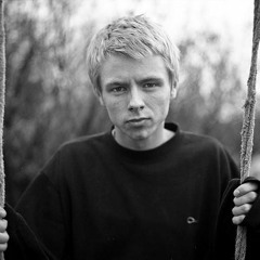 sat um kvöld prod Earmax