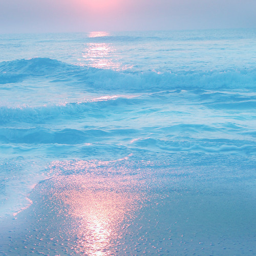 So i did a french house song with my best friend some weeks ago