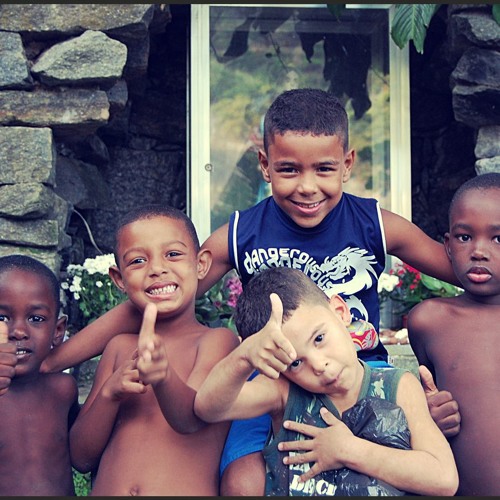 MC´S DENNY & G15 - O SONHO DA MENOZADA ( DJ B1 DO P.E )