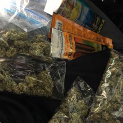 Beto -hop out the benz