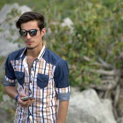 Muhabbat Hai Ji Huzuri nahi - ®