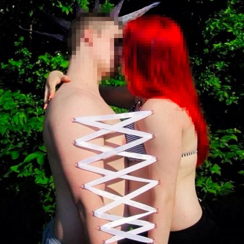 BROHUG - POSE IT UP [Good Enuff]