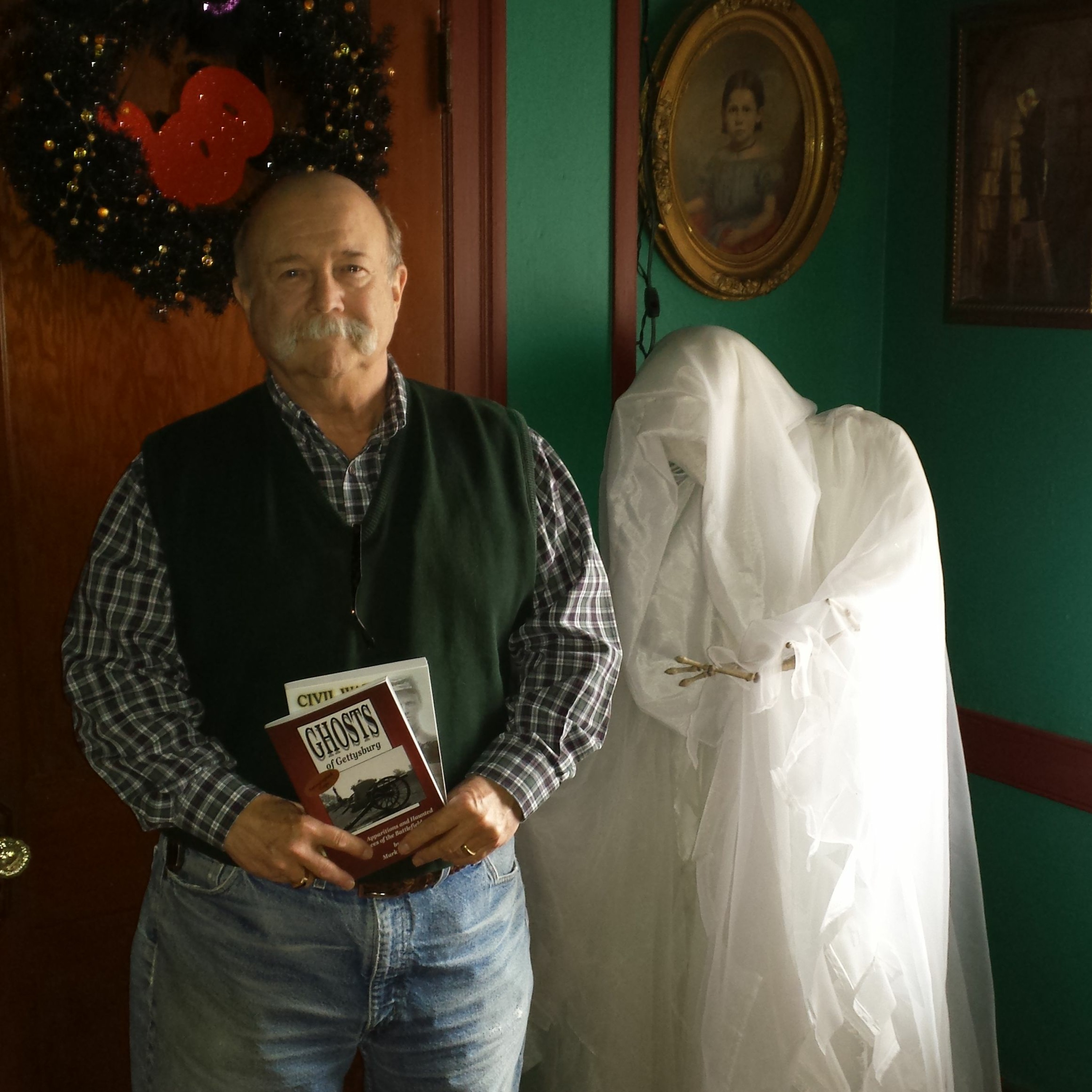 Mark Nesbitt and Ghosts of Gettysburg - MWHE Episode #6