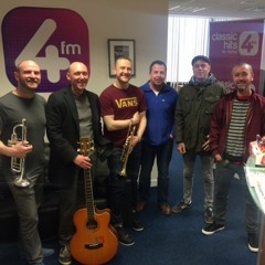 PJ Gallagher plays with the Bionic Rats - Classic Hits 4FM