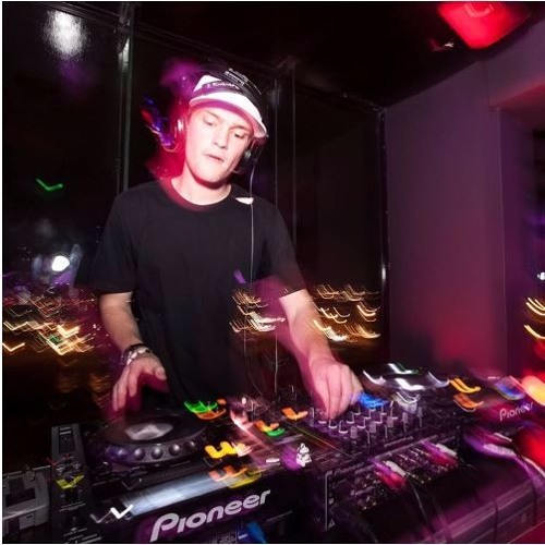 DeepBox & Marc Young - I Want You (Original Mix)