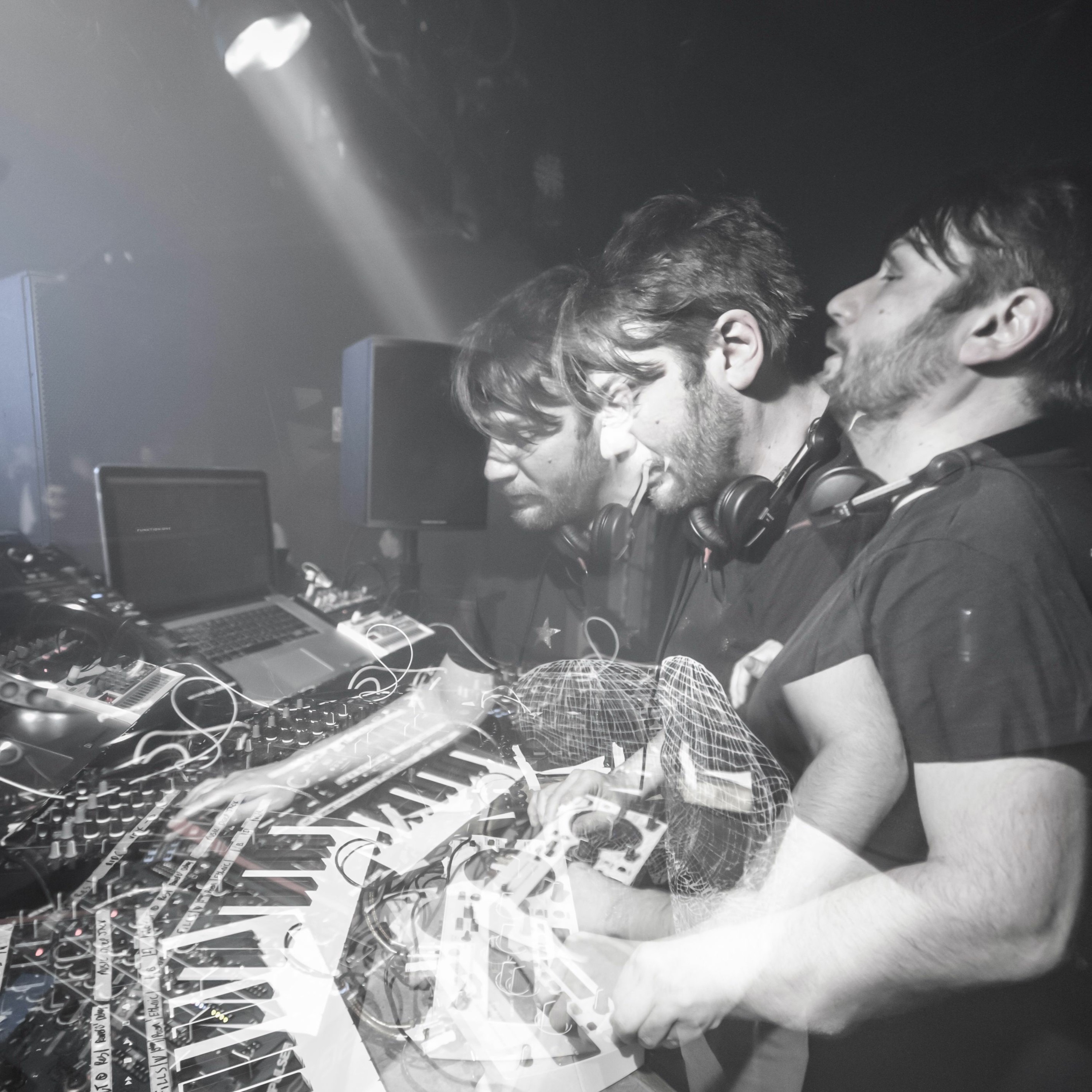 Saytek - hardware house and techno live studio performance episode artwork