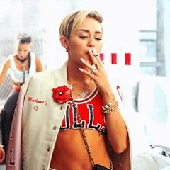 SwagG Ft StarLiFeE   Smokin Right {MxD SwagG}