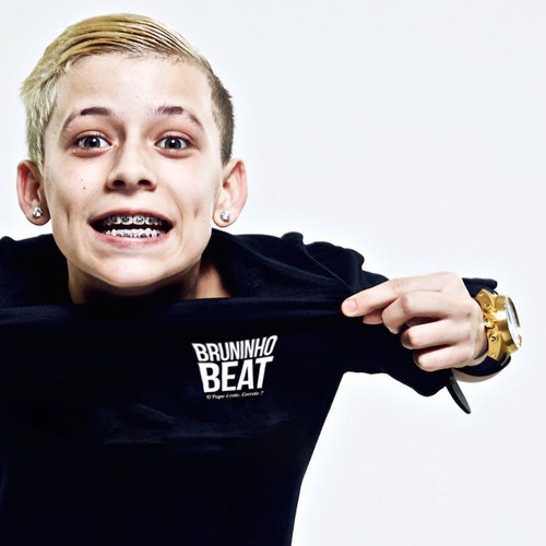 MC Pedrinho e MC M5 - Ｍ Ａ Ｌ Ａ Ｎ Ｄ Ｒ Ａ (DJ Bruninho Beat)