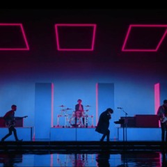 Moon - Drive Like I Do (the 1975)