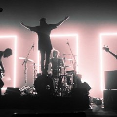 Penelope - Drive Like I Do (the 1975)