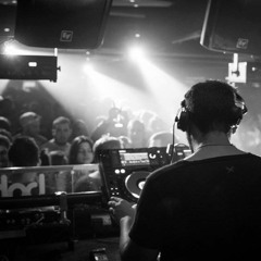 Facundo Mohrr @ Bahrein w/ Chicola - Warm Up Set 23.04.16 [Part 1]