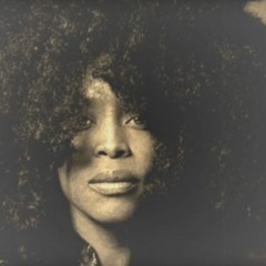 World Keeps Turning (Erykah Badu Sample)