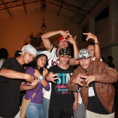 SNGRE URBANA FT SPIDER D ... MADRES LLORAN