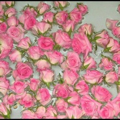 وحْدَك منْ يستَحِقُ أن يخضَع لهُ القلبُ حُبًا و حُبًا و حُبَّا