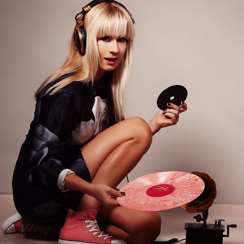 4 strings - Take Me Away (LayDee Jane Trance remix)