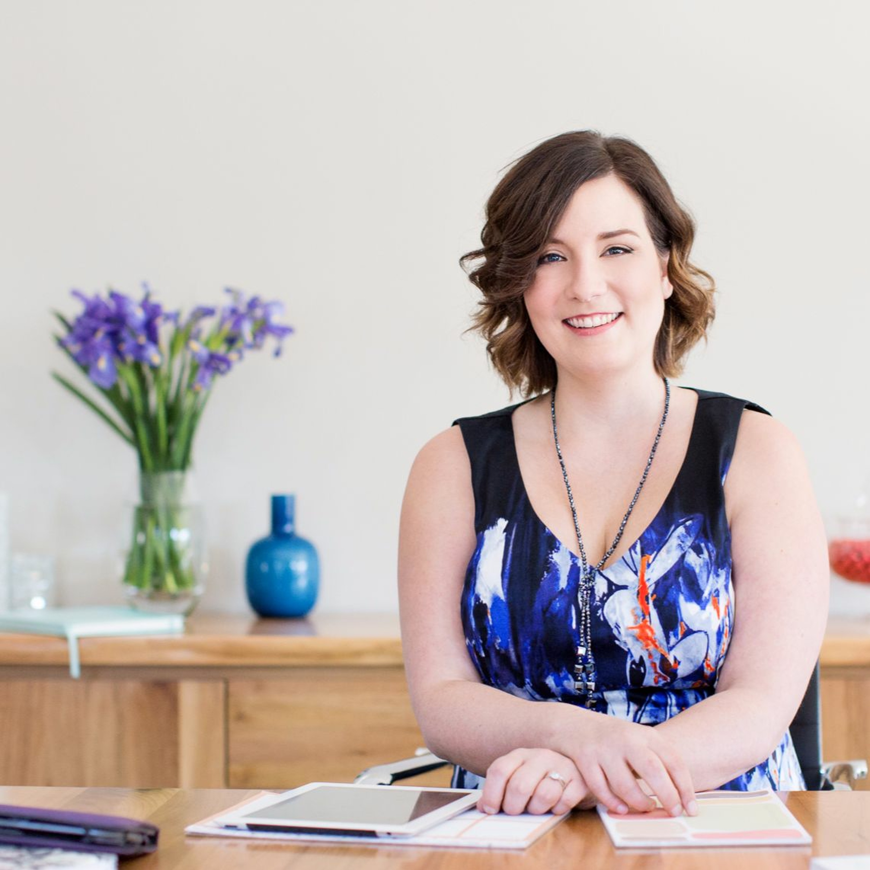 7 of Kathryn Hocking Podcasts Interviews | Updated Daily - OwlTail