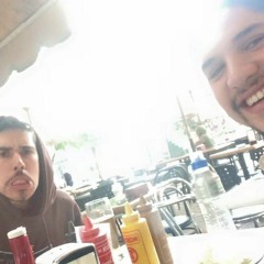 Acá Me Quedo Con Los Mios Ft Nesio