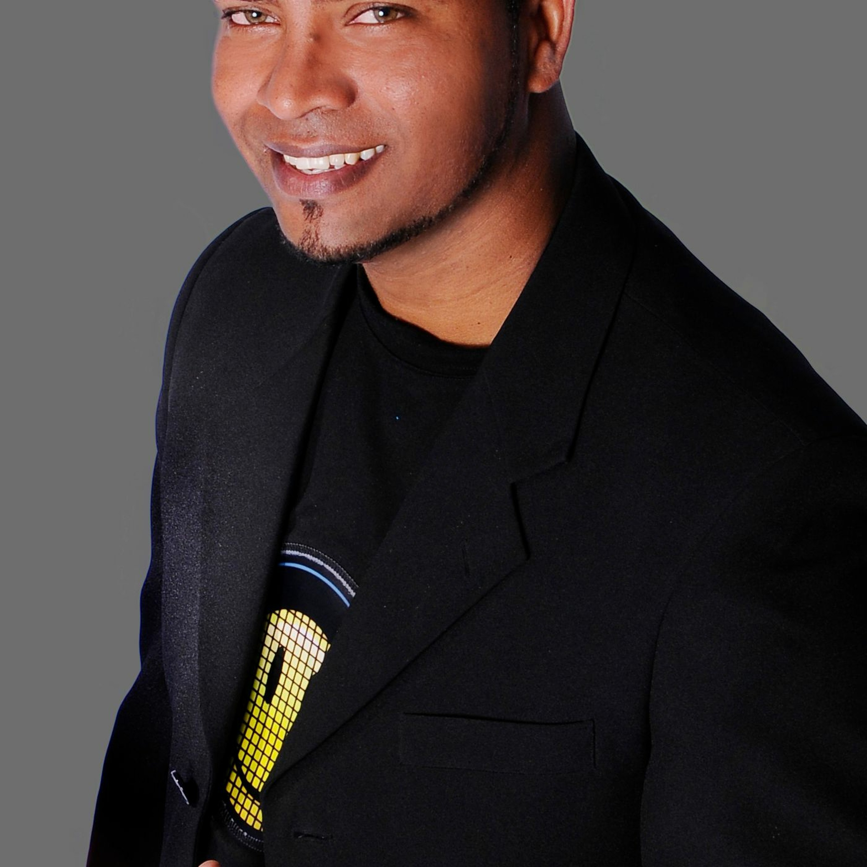 TANTO LA QUERIA BACHATA VOICE LIVE EL SALVADOR 2016