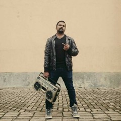 #28:  New Monetization Methods & Growing Superfans With Ranidu Lankage