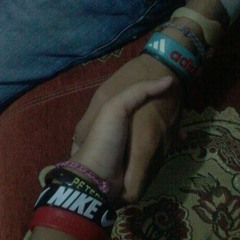 fatin memilih setia (cover sedikit akustik)