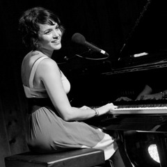 Norah Jones Jazz -piano Bar
