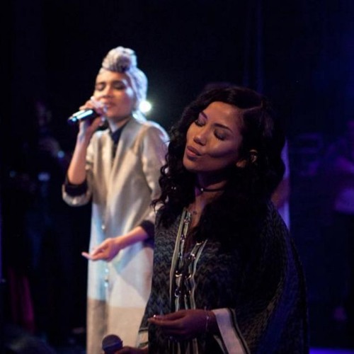 Yuna & Jhené  Aiko - Used To Love You 2016 (LIVE)