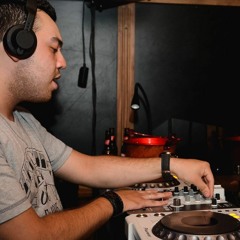 Yeah Yeah & Wax Motif - Heads Will Rock Groove (Fabio Rodríguez Mashup)
