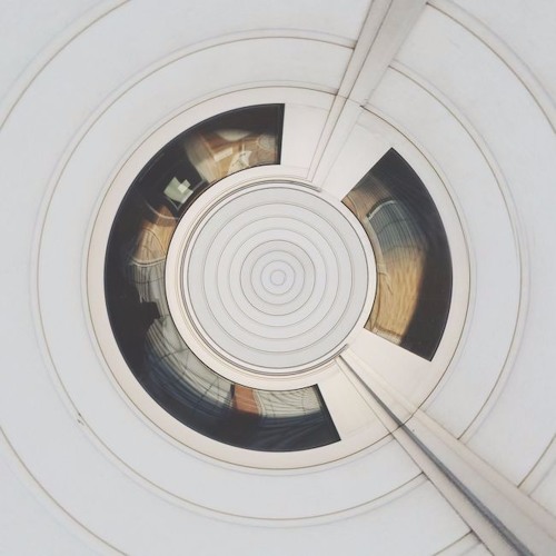 Justin James Ft. Brooks ~ Right Here (3 Monkeyzz Remix)