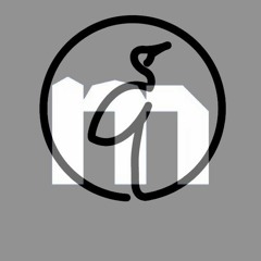 AHHH draußen sieht es nach guter Musik aus !!!  Der Kranich fliegt an den Decks . . . . . . !!!