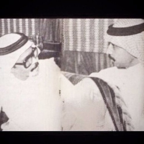السهر وهموم البشر بينك وبيني