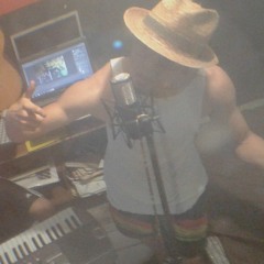 ISAAC G - DESTINADOS A PASAR   -prod - IsaacG-