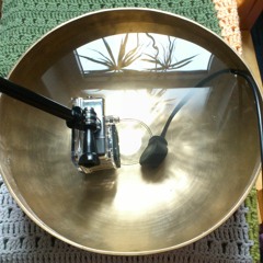 SINGING BOWLS UNDERWATER (Audio & Video Recordings)