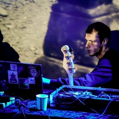 042 Piotr Cisak live