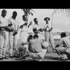 Mestre Waldemar 03 Capoeira. Intro,ladainha, Iê (2è Formule)