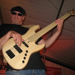 Demo Maruszczyk Basses