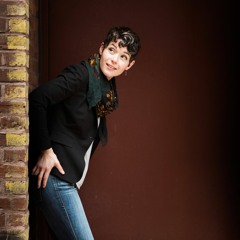 Emily Marvosh, Contralto