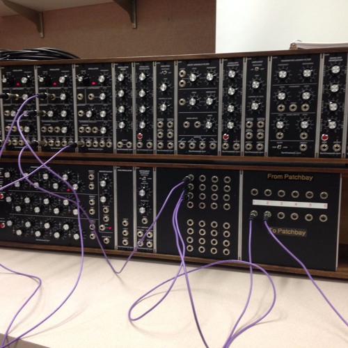 Stream Digital/Analog Synth Project (Groovy Tech Beat) by Citizenwilder