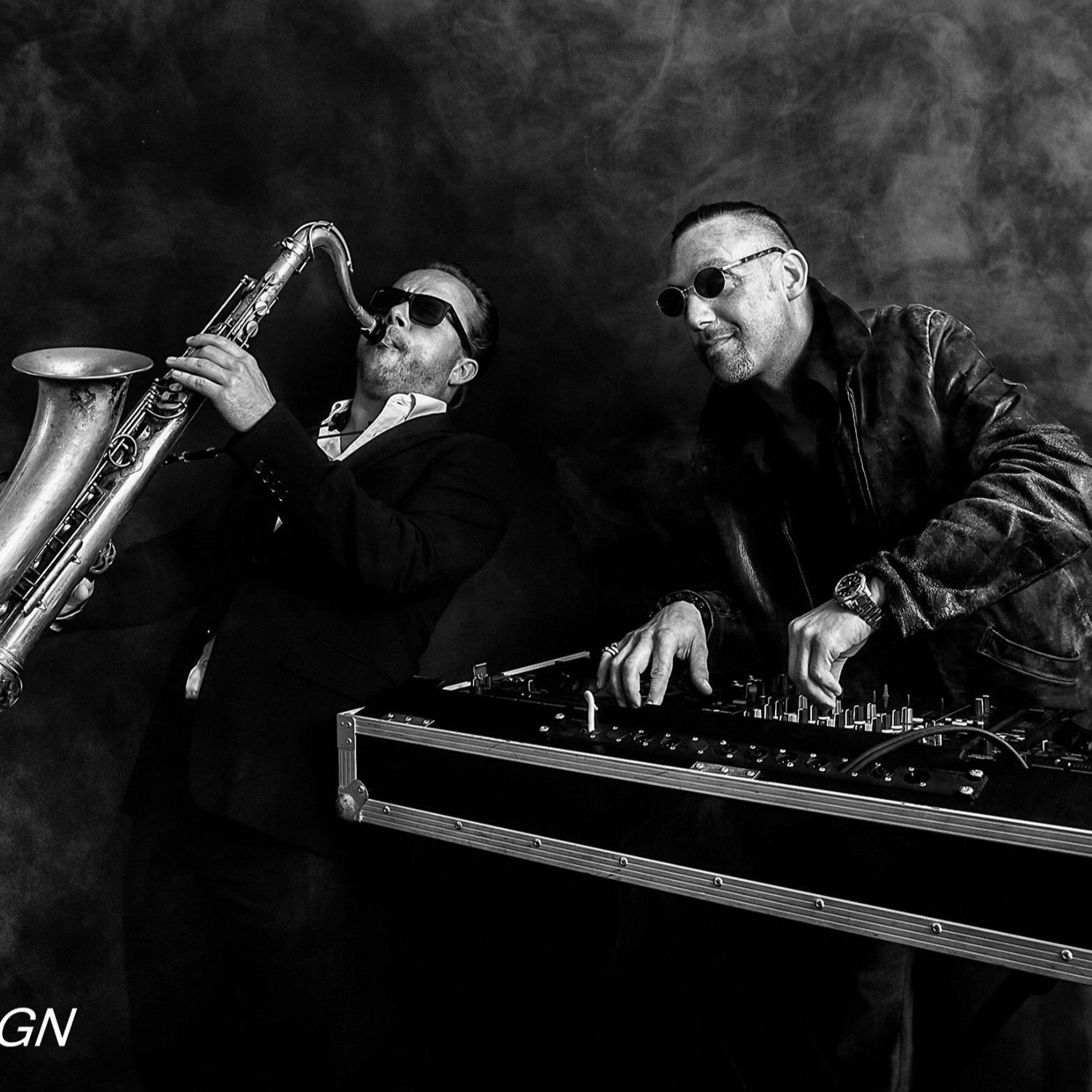 DJ RICKI Nøhr in the live winter jam feat Mads Koppel