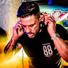 Lee Butler - Old Skool Mega Dance Promo Mix 1 - 70 Mins of Screamers.