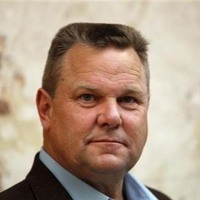 Sen Jon Tester on Elizabeth Warren as VP: Is the Country Ready for Two Women?